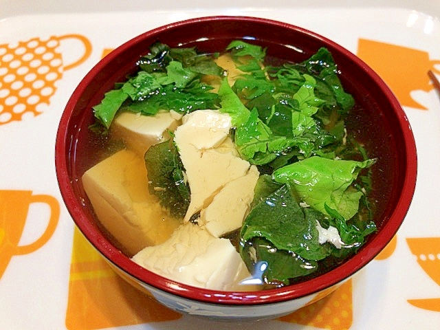 9. 豆腐とリーフレタスのスープ