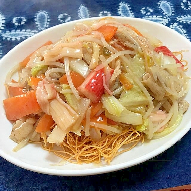たっぷり野菜とカニカマの皿うどん