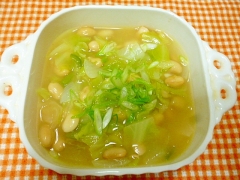 大豆とキャベツのスープ