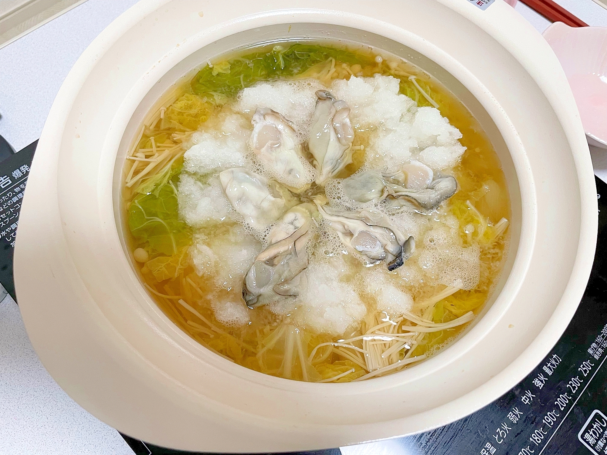 おいしさ間違いなし☆牡蠣のみぞれ鍋