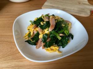 朝ごはん ほうれん草とウインナーの卵炒め レシピ 作り方 By もえこーん 楽天レシピ