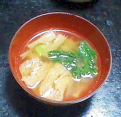 葱と小松菜の味噌汁