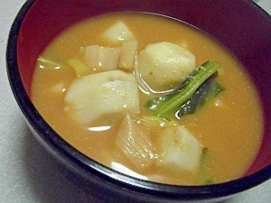 あったまる 里芋とれんこんのお味噌汁 レシピ 作り方 By すぴかか 楽天レシピ