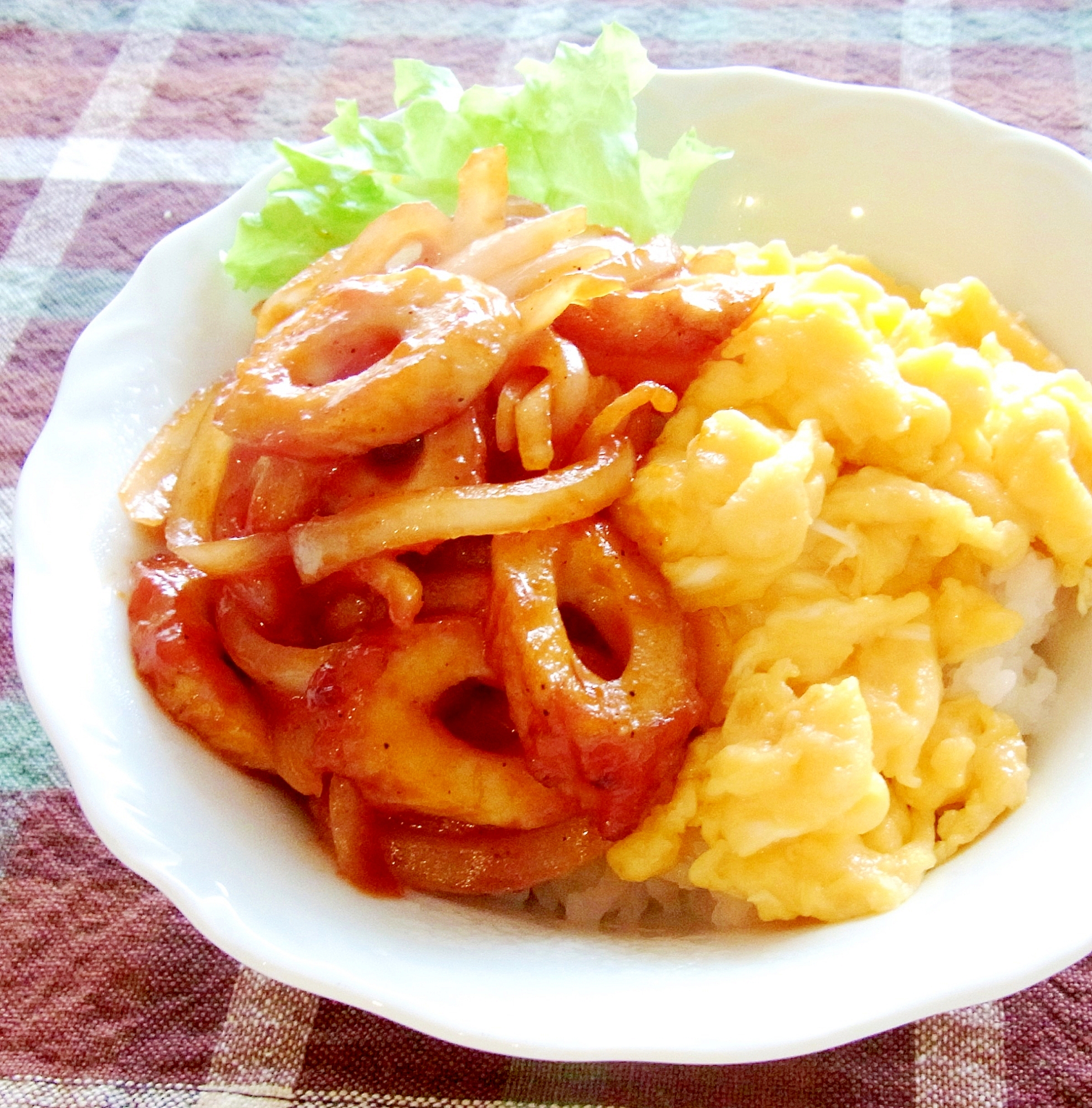 ちくわのケチャップ炒めとたまごの簡単丼