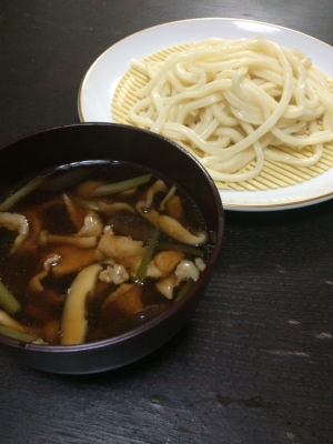 つけうどん きのこと豚肉のつけ汁で レシピ 作り方 By けあはと 楽天レシピ