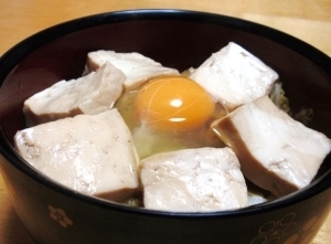 お肉なしでも とってもヘビーなすき焼き風丼 レシピ 作り方 By ライム2141 楽天レシピ