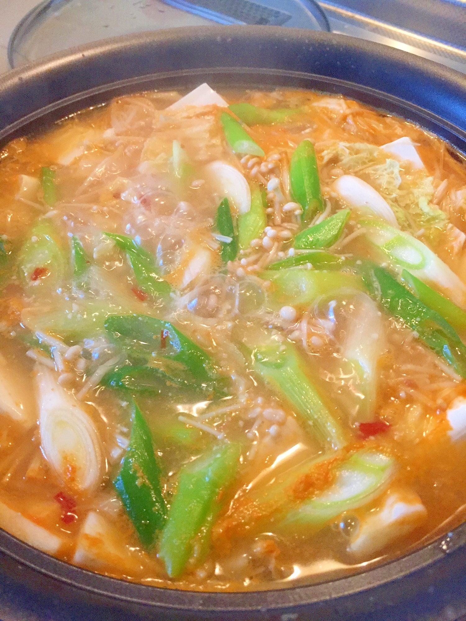 スープがうまい!!〆まで美味い!!手作り味噌鍋!