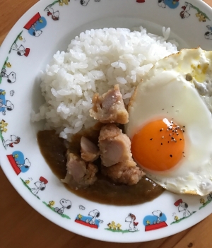 レモン唐揚げと目玉焼きトッピングのカレー レシピ 作り方 By ボンド子 楽天レシピ