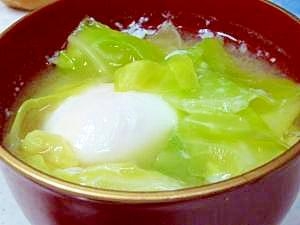 柔らか甘い 春キャベツと落とし卵の味噌汁 レシピ 作り方 By トコｔokoトコ 楽天レシピ