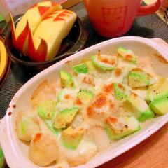 下仁田葱とアボカドの味噌マヨポテとろ蕎麦粉グラタン
