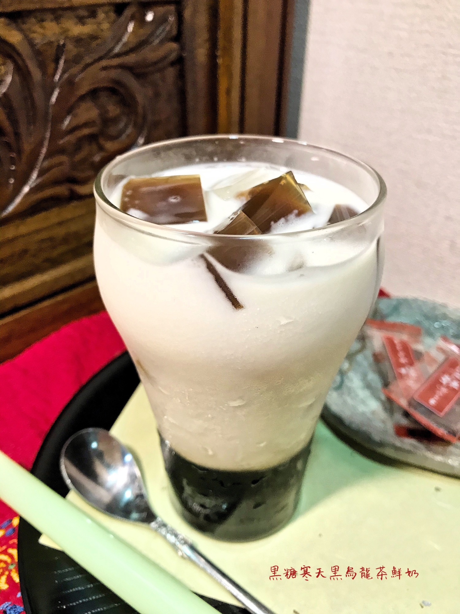 ☆★黒糖ミルク♪烏龍茶の寒天入り♪★☆
