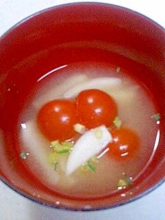 トマトとかぶの味噌汁 レシピ 作り方 By ジョンとポーク 楽天レシピ