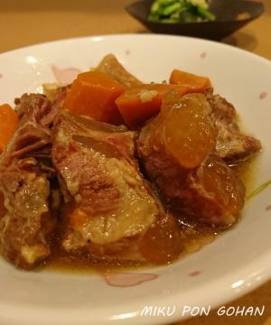 豚軟骨の煮物 とんこつ レシピ 作り方 By ミクぽん 楽天レシピ