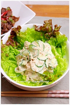 キューリとツナのサラダ