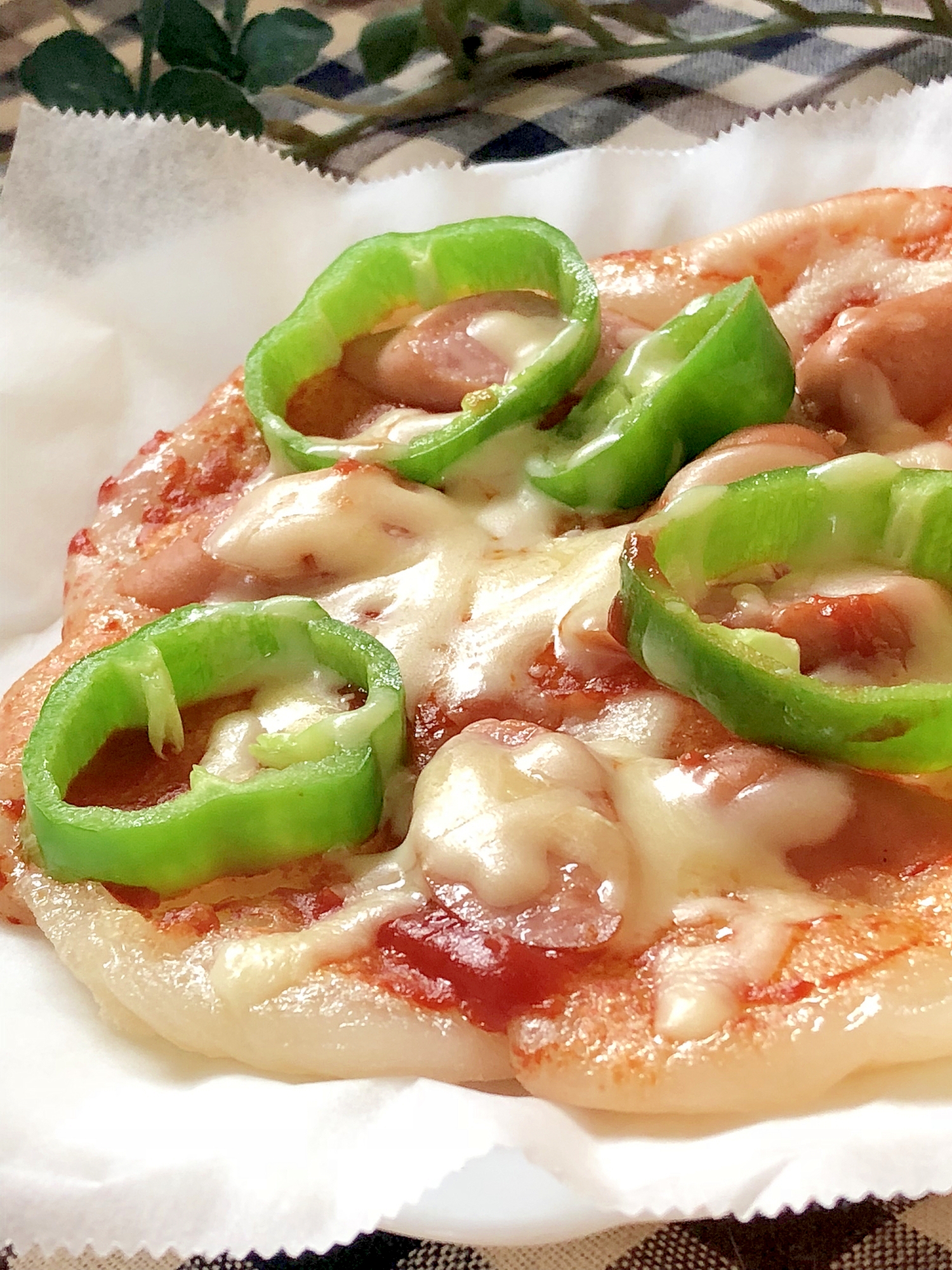 カリッともちもち 餅ピザ の基本レシピと人気アレンジ10選 Macaroni
