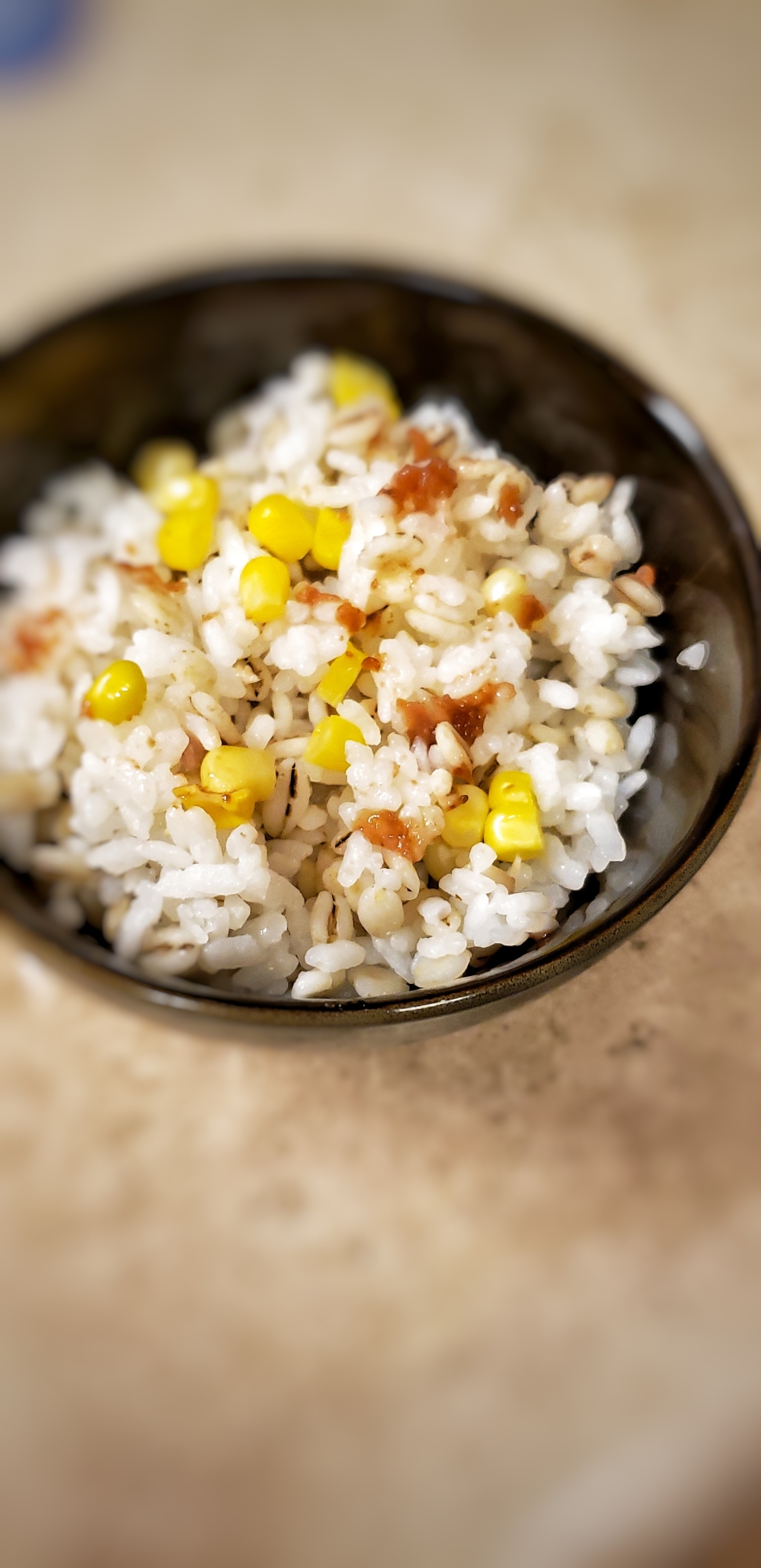 とうもろこしと梅干しのご飯♩