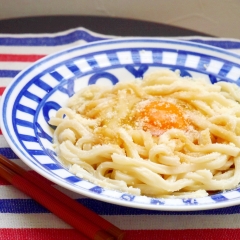 冷凍うどんでカンタン★カルボナーラうどん