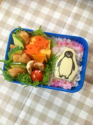 簡単海苔アート キャラ弁 Suicaのペンギン弁当 レシピ 作り方 By Cherry05 楽天レシピ