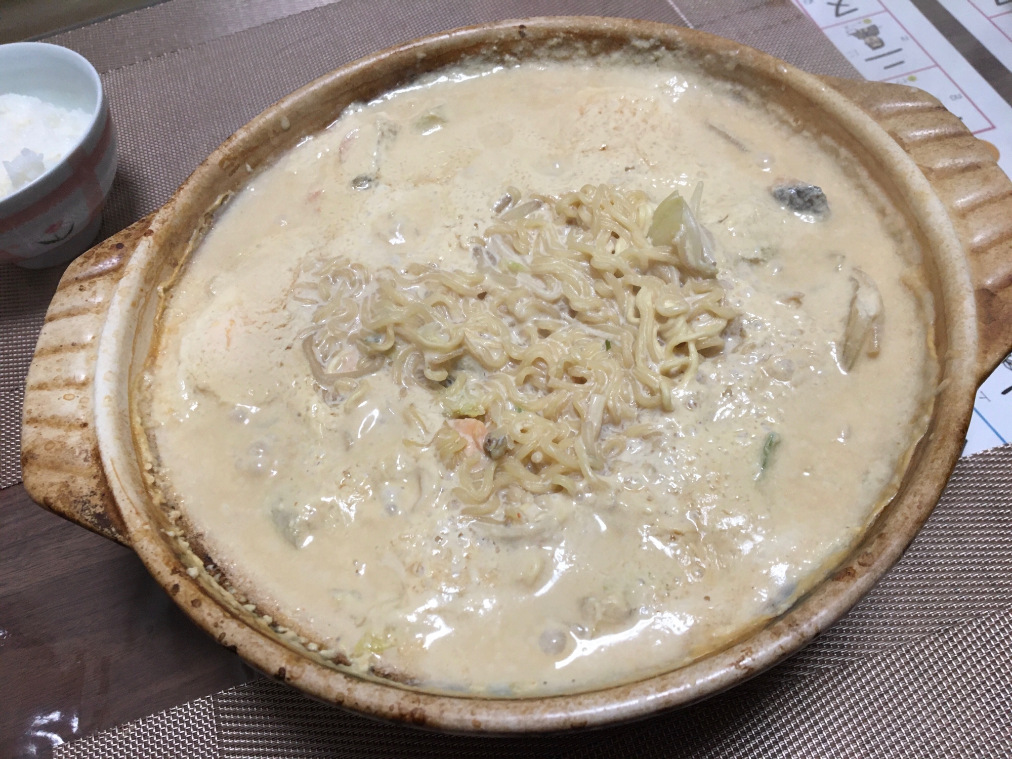 サッポロ1番味噌ラーメンのアレンジ！カルボナーラ風