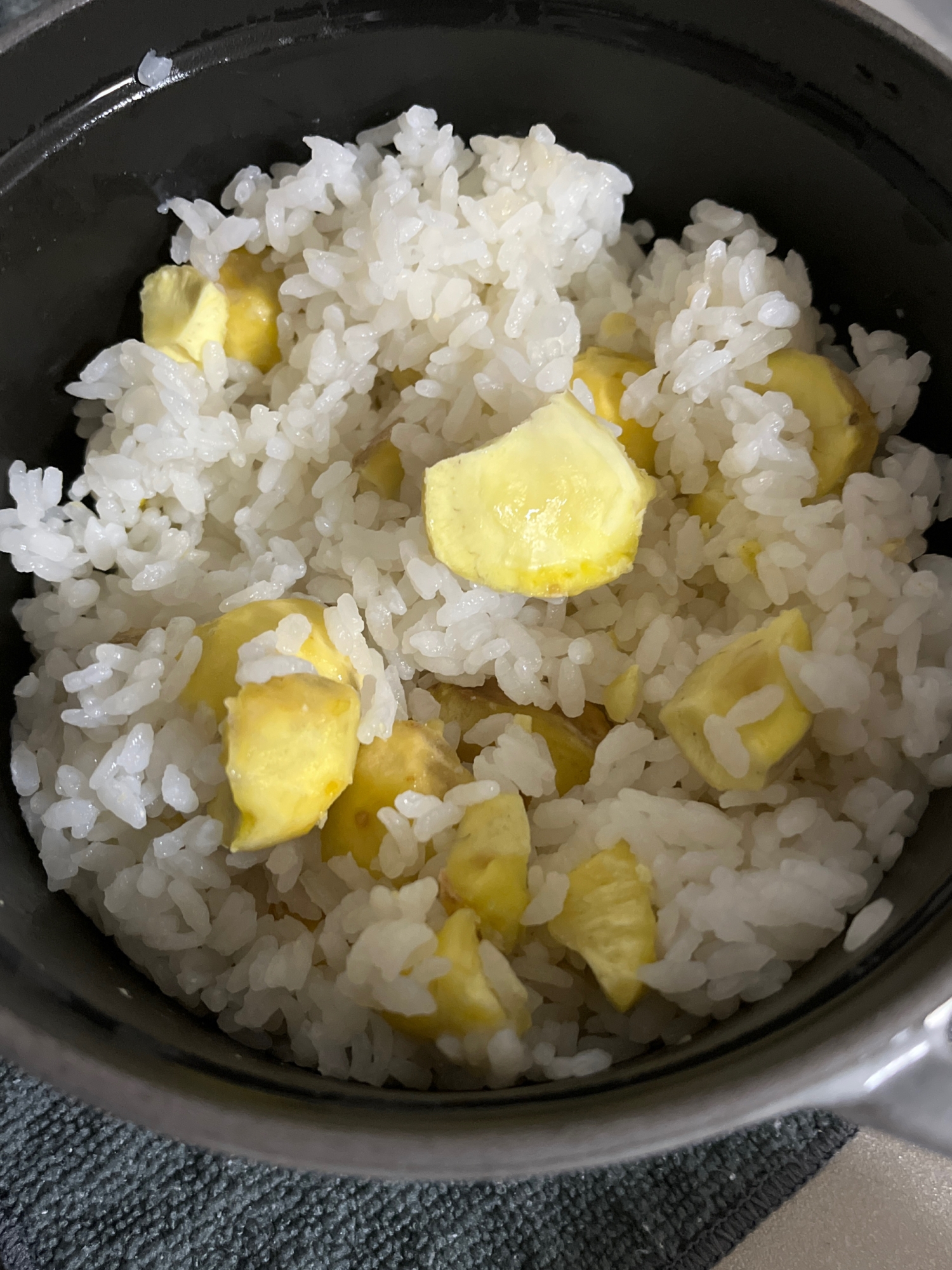 インスタで1400人が保存！鳥貴族の山芋の鉄板焼き