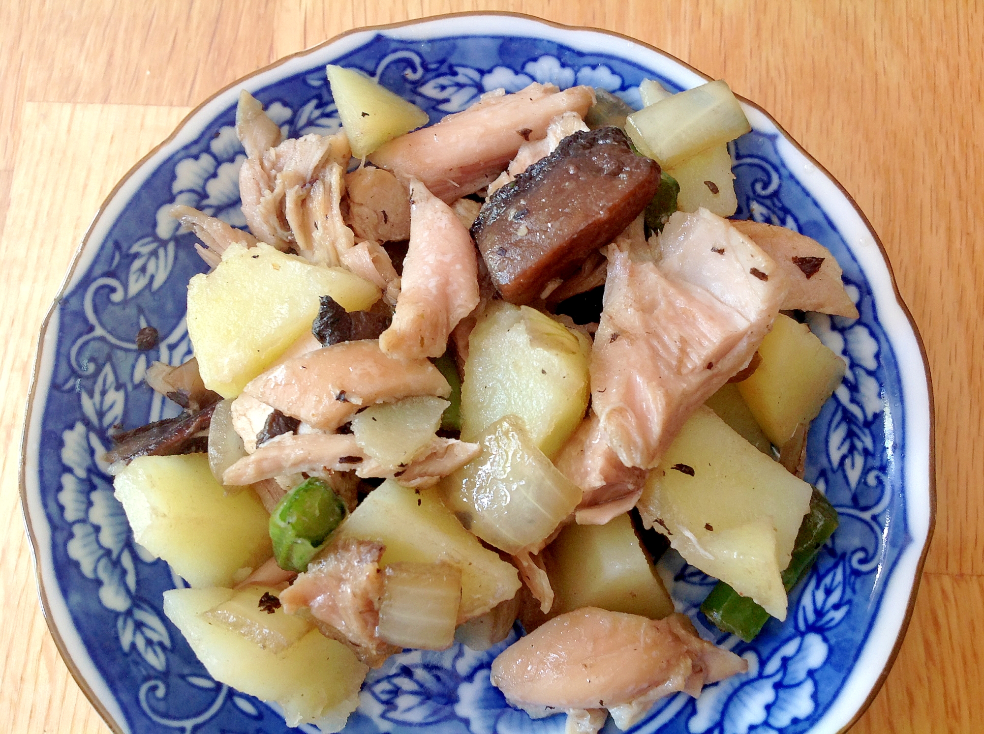 13. ジャガイモといんげん豆と鶏ハムの炒め物 