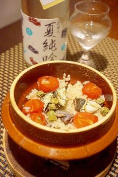 亀の手で パエリア風釜飯 ヒジキと天ぷらのペペロンチーニ 赤貧亭