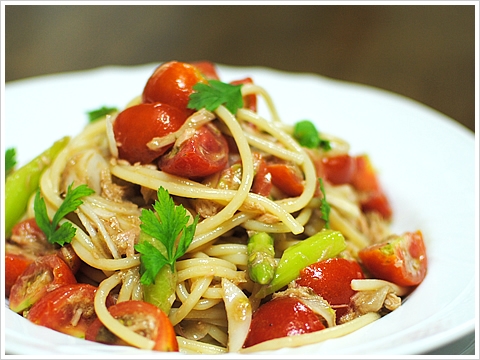 フレッシュトマトと生ハムの冷製スパゲッティ