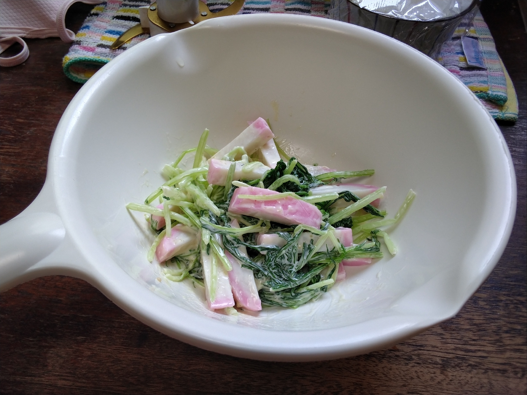 [食べきり]水菜とかまぼこのマヨわさ和え