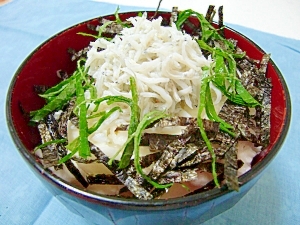 とろろ＆釜揚げしらす丼