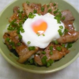 にんにくが決め手★豚バラ丼