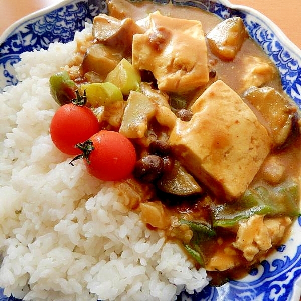 冷蔵庫整理に！肉なしと思えない❤豆腐の野菜カレー♪