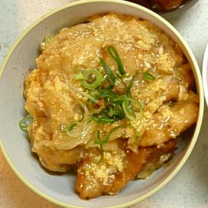 男の料理 鶏胸肉の卵とじ丼 レシピ 作り方 By Kurosan5296 楽天レシピ