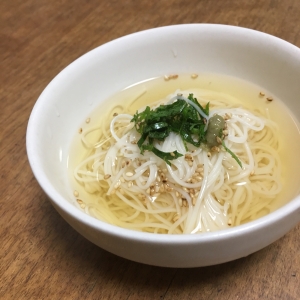 あご出汁の冷たい素麺 レシピ 作り方 By Mayu 12 楽天レシピ
