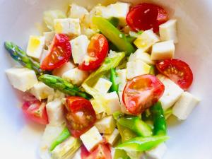 アスパラと豆腐とトマトのサラダ レシピ 作り方 By 作りまくる 食べまくる 楽天レシピ