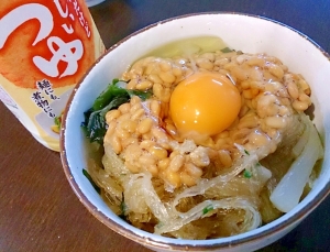 糖質制限 卵納豆ｏｎすき焼き風なんちゃってうどん レシピ 作り方 By ラムちゃん1224 楽天レシピ