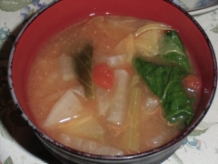 カブ使い切り野菜味噌汁