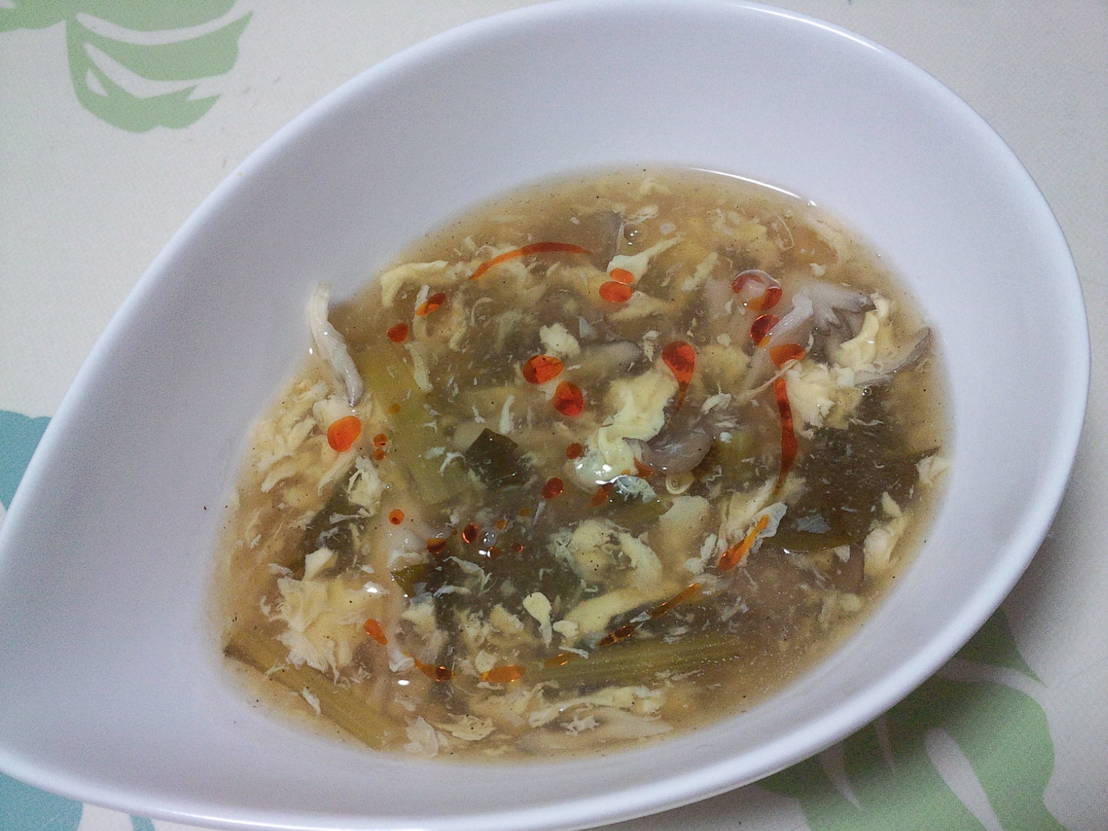 酸っぱいもの好きさんへのサンラータン！