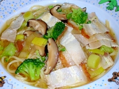 中華風味のあんかけパスタ