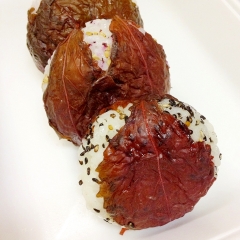 赤紫蘇の食べ方 美味しく食べれるレシピや使い道 料理方法は たべもの Hatena ナビ 赤紫蘇の食べ方 美味しく食べれるレシピや使い道 料理方法は たべもの Hatena ナビ