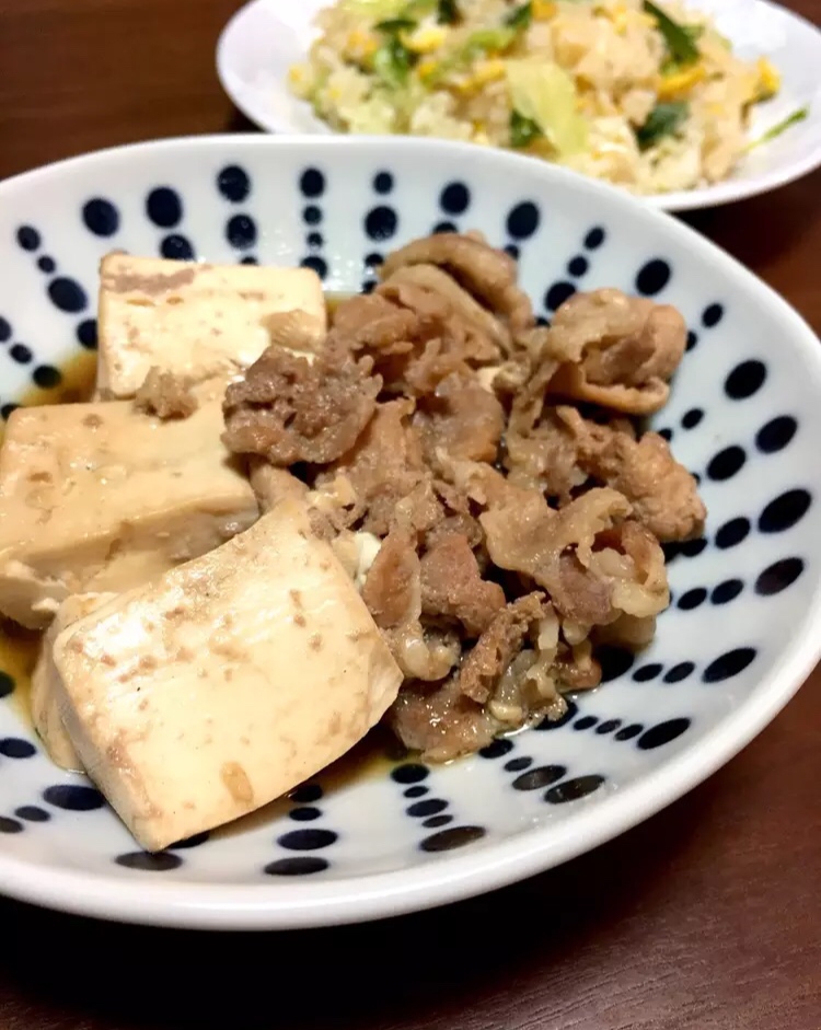 お皿に盛り付け肉豆腐風すき焼き