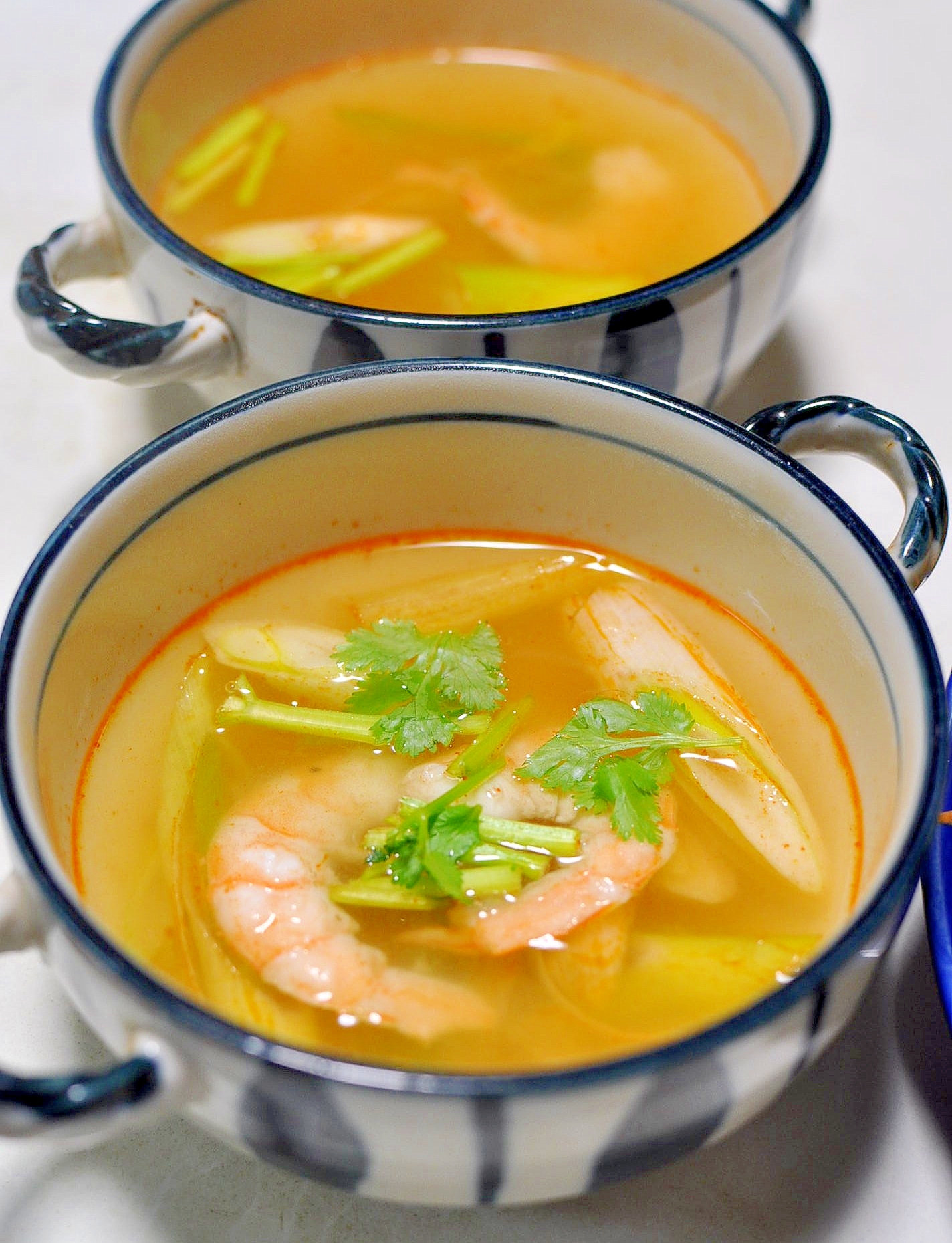 10. トムヤム風 海老とねぎのスープ