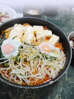 豆腐とニラのキムチポッカ・ポッカ