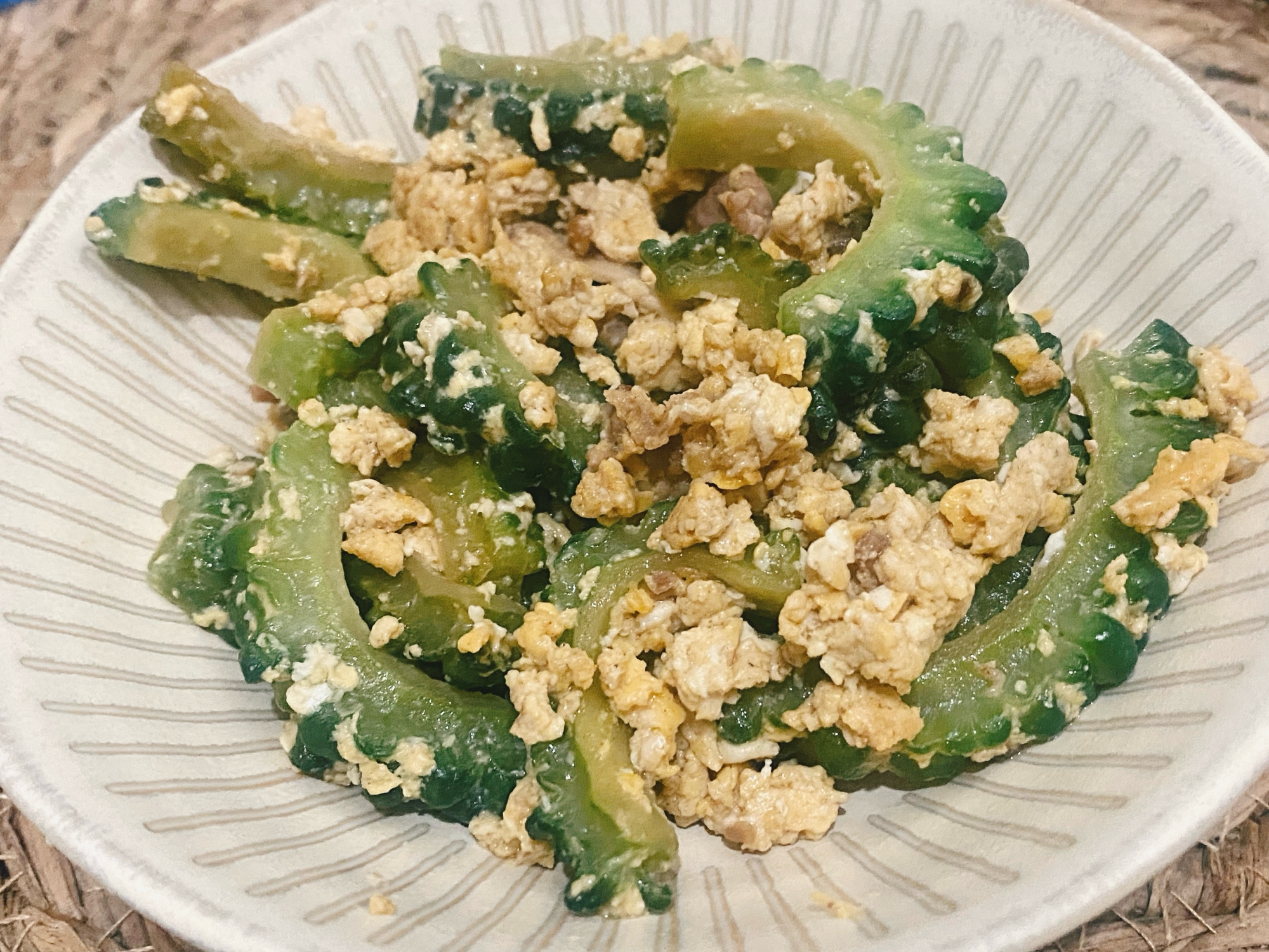 夏だ！絹ごし豆腐でふんわりゴーヤーチャンプルー♪