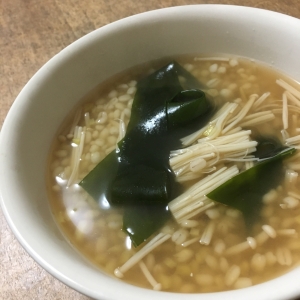 もち麦 わかめスープ レシピ 作り方 By Mayu 12 楽天レシピ