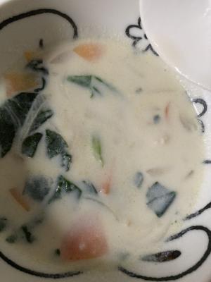 牛乳コンソメスープ レシピ 作り方 By おきぬ 楽天レシピ