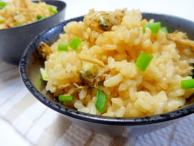 水煮缶で絶品！あさりご飯