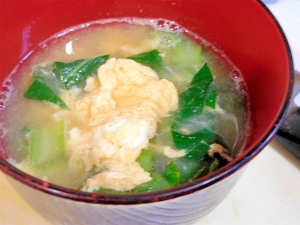 小松菜と卵の味噌汁 レシピ 作り方 By Moonn 楽天レシピ