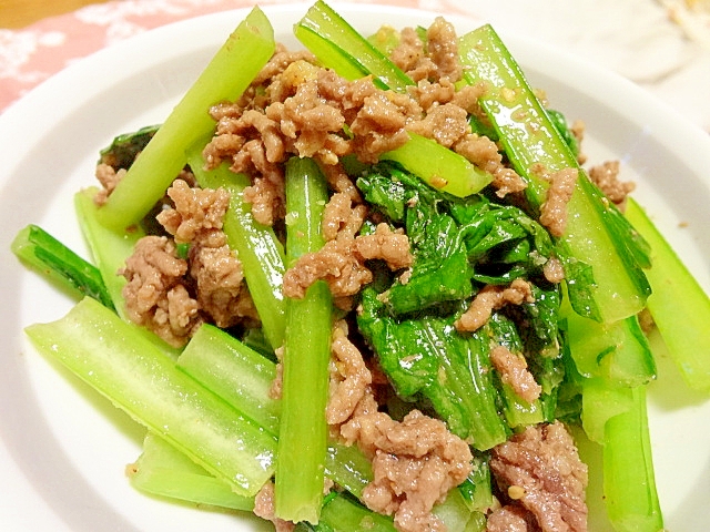 レンジで簡単おいしい♪小松菜とひき肉のナムル