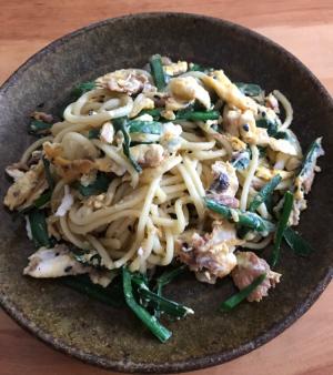 ニラとはごろも煮 炒り卵の塩焼きそば レシピ 作り方 By ボンド子 楽天レシピ