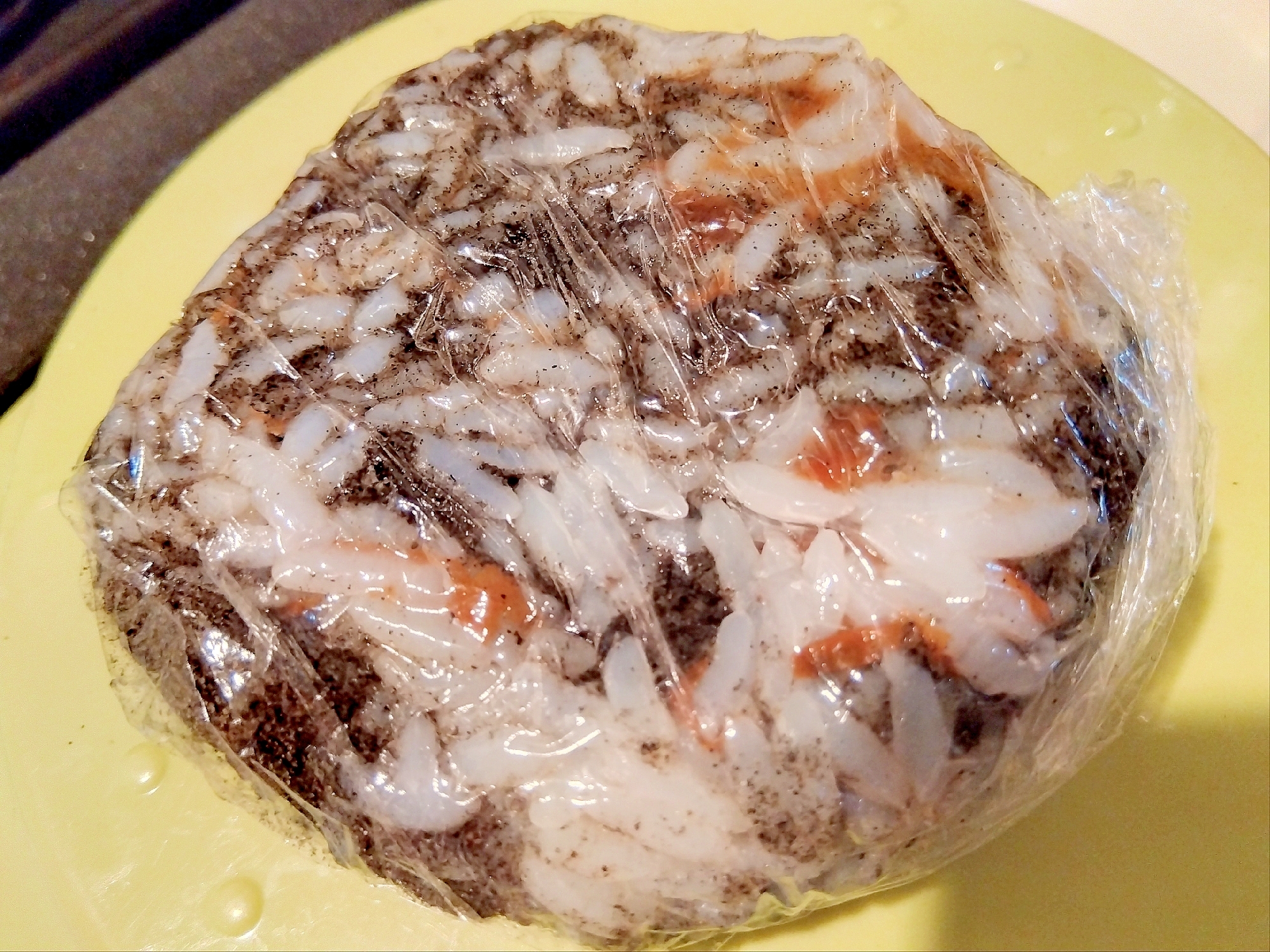 青のり天かす白ごまのおにぎり